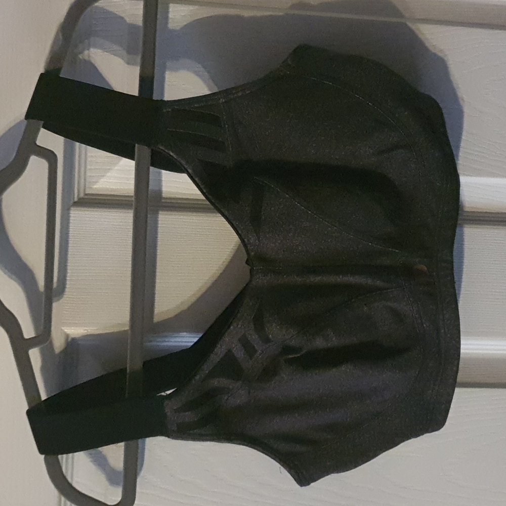 Lane Bryant Livi sports bra